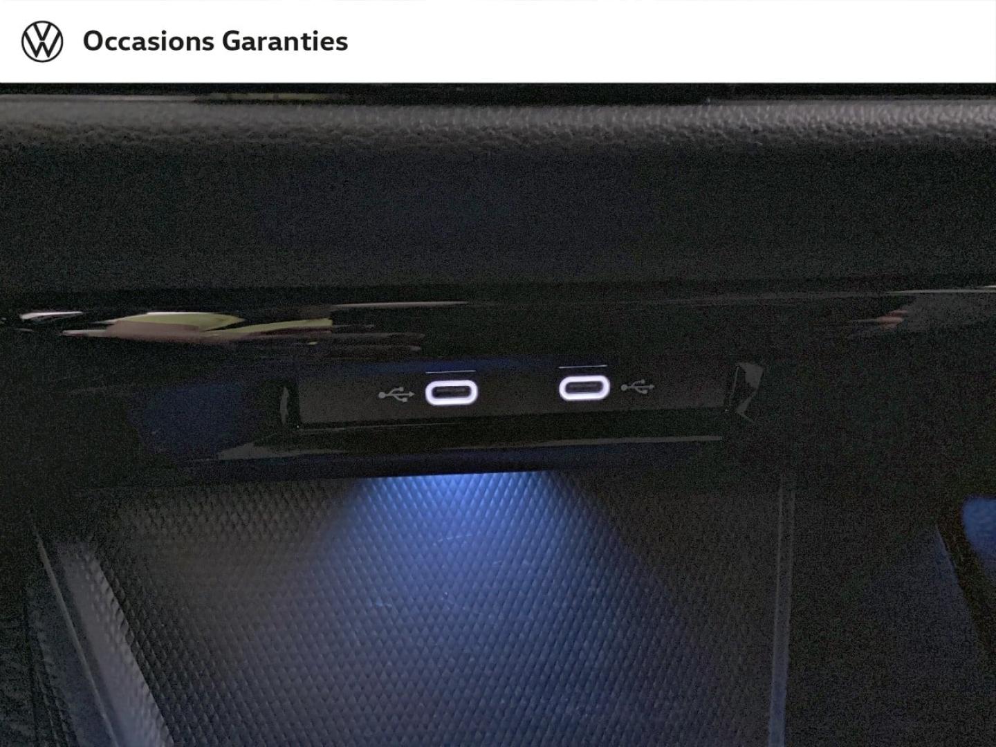 Voitures occasions VOLKSWAGEN GOLF R-Line Nice