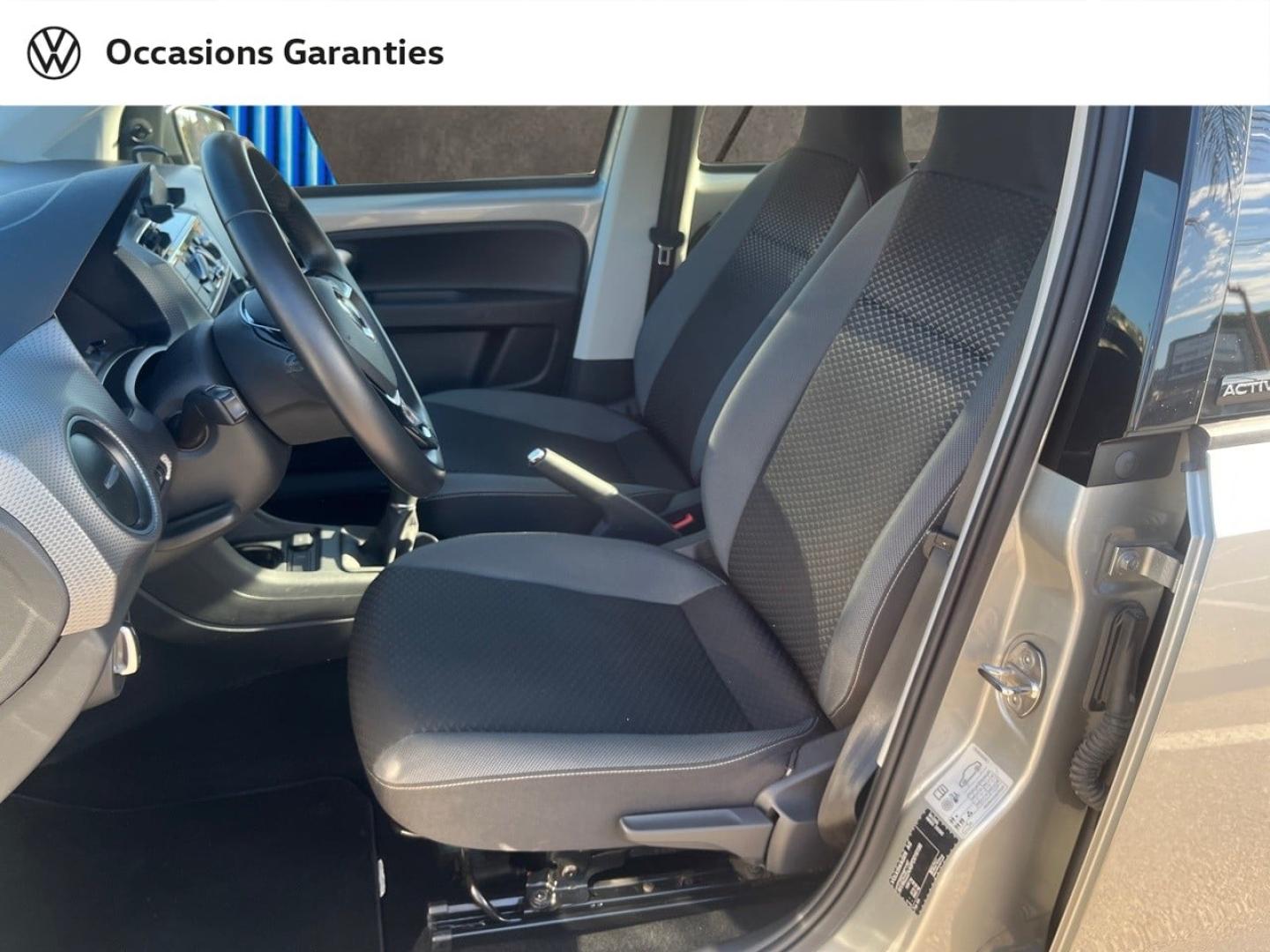 Voitures occasions VOLKSWAGEN up! Active Nice