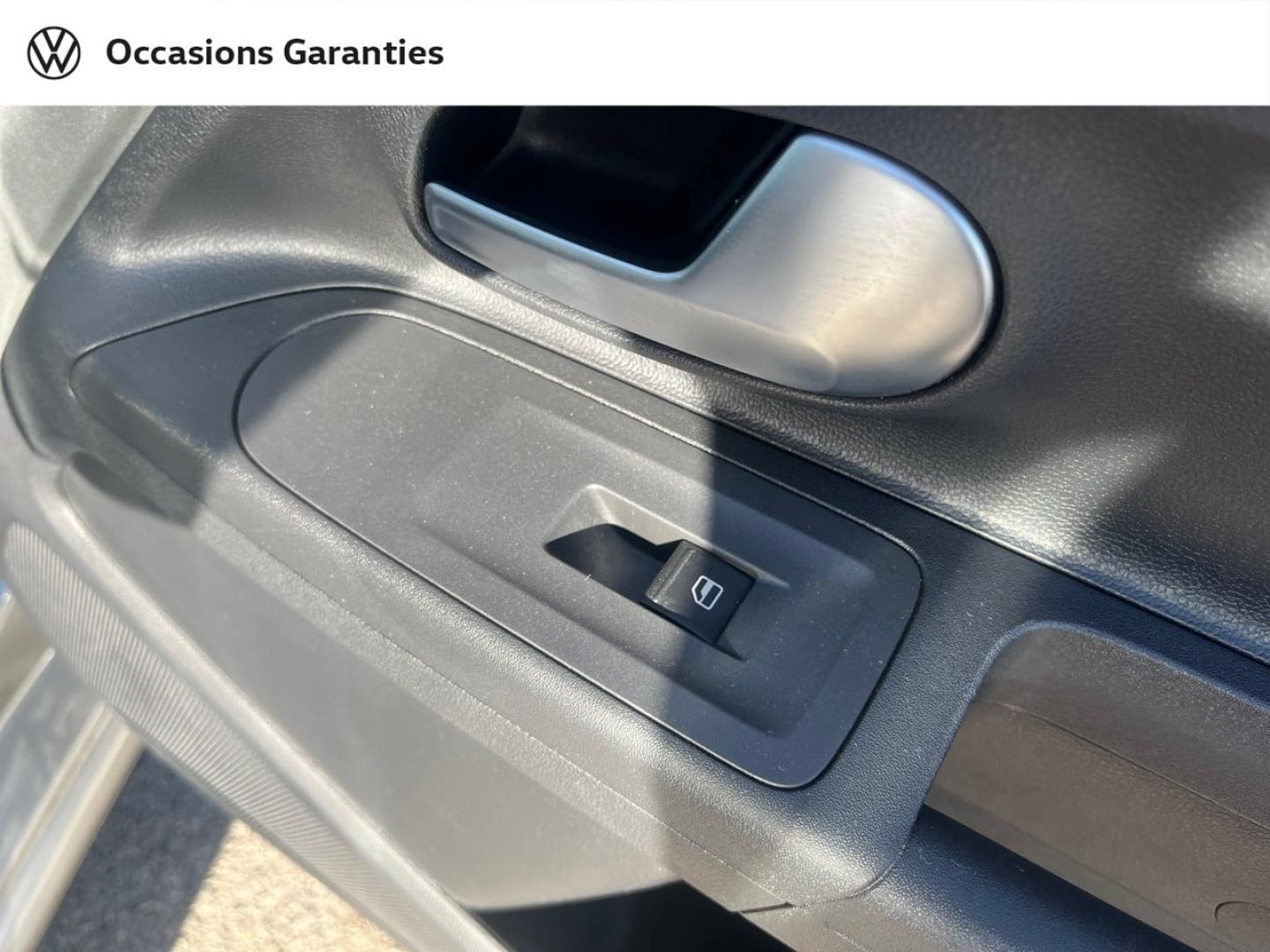 Voitures occasions VOLKSWAGEN up! Active Nice