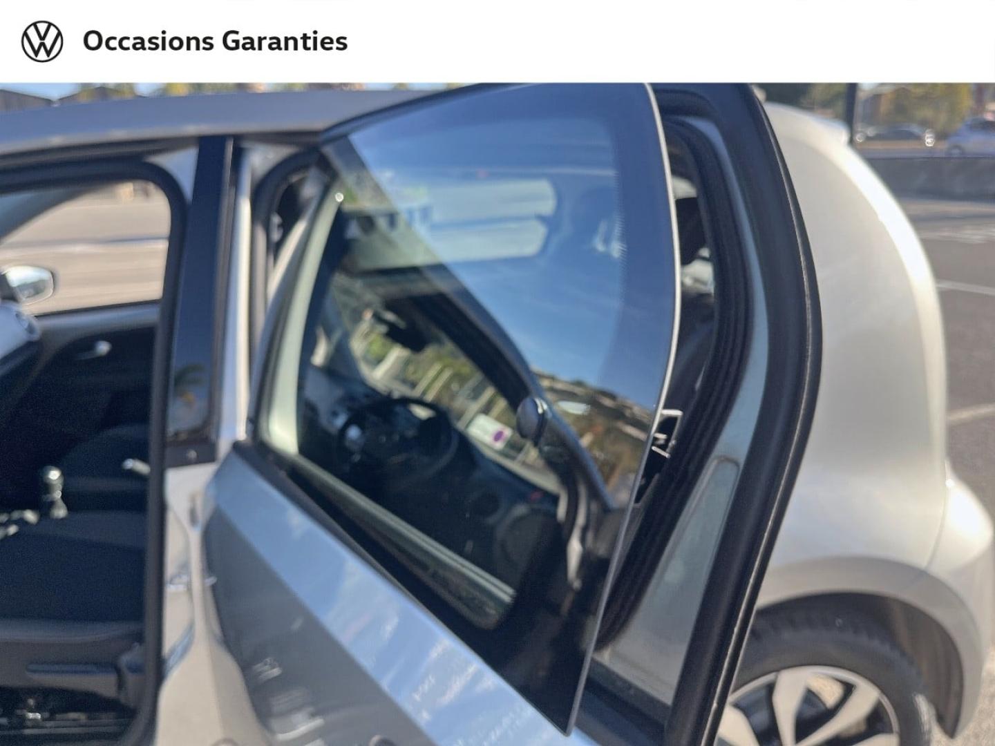 Voitures occasions VOLKSWAGEN up! Active Nice
