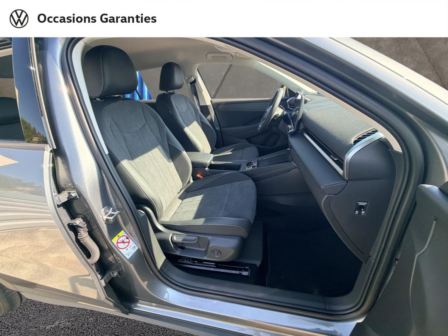 Voitures occasions VOLKSWAGEN T-ROC Style Nice