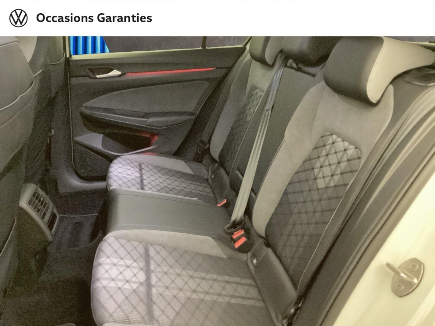 Voitures occasions VOLKSWAGEN GOLF R-Line Mougins
