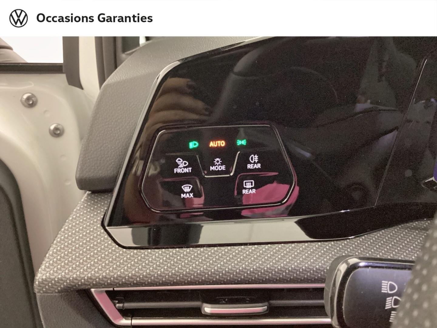 Voitures occasions VOLKSWAGEN GOLF R-Line Mougins