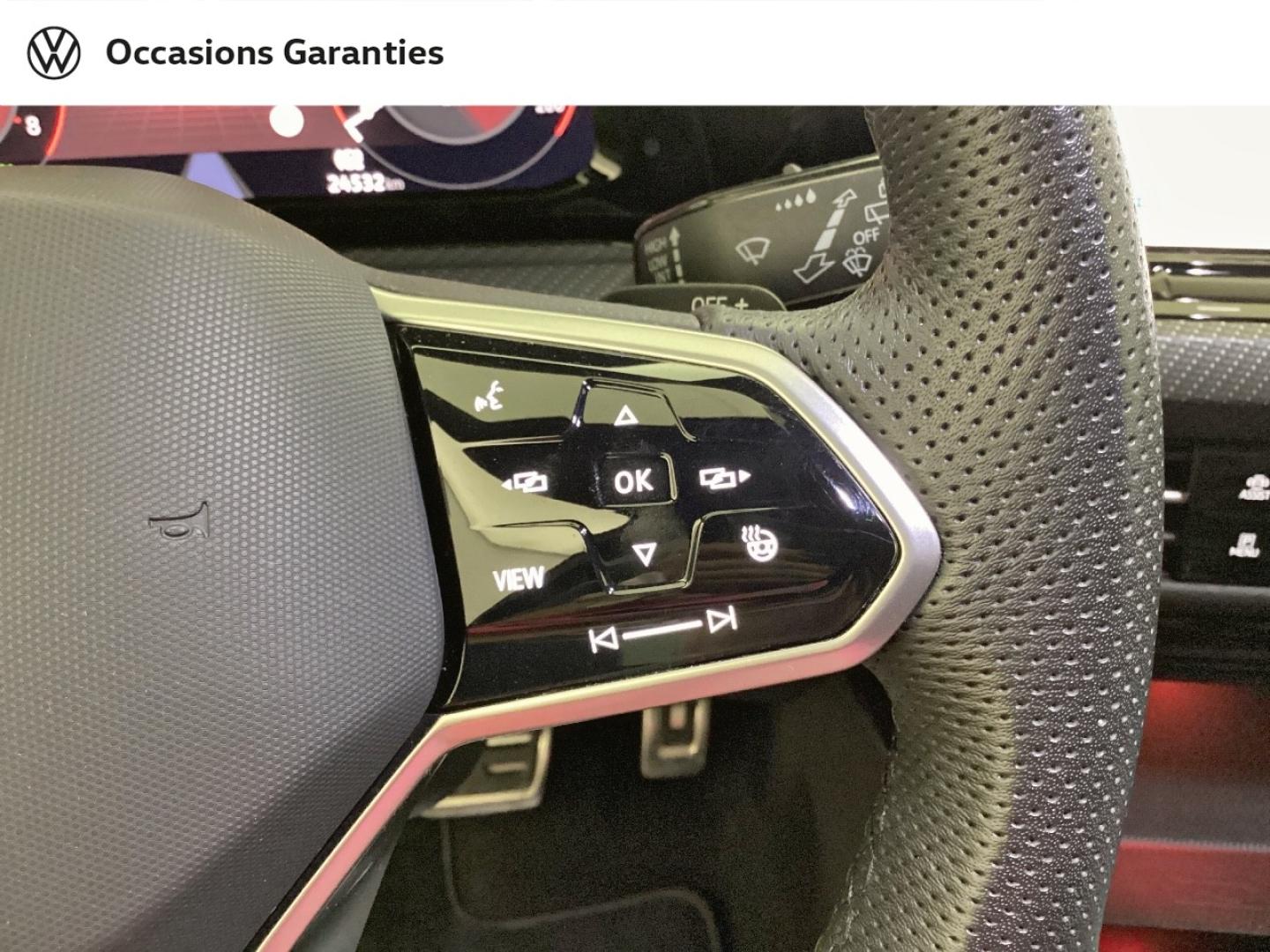 Voitures occasions VOLKSWAGEN GOLF R-Line Mougins