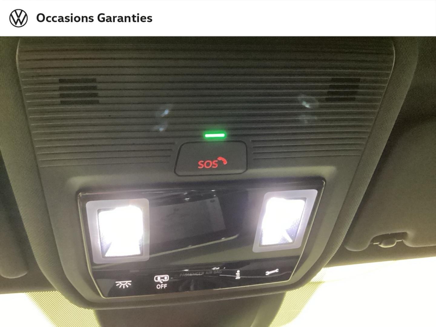 Voitures occasions VOLKSWAGEN GOLF R-Line Mougins