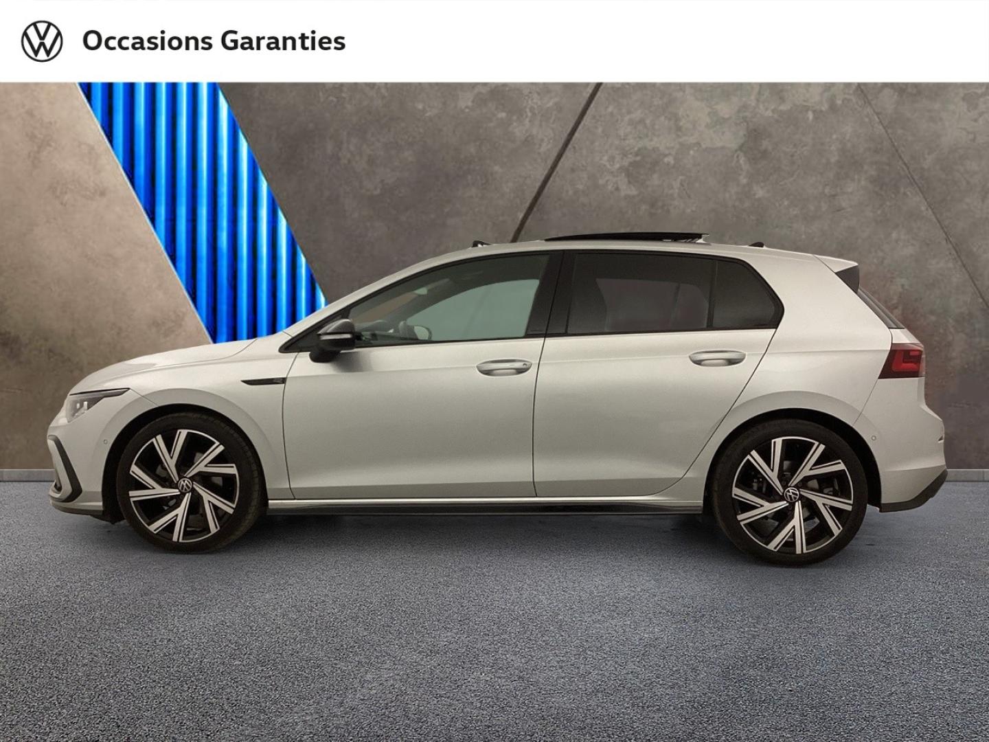 Voitures occasions VOLKSWAGEN GOLF R-Line Mougins
