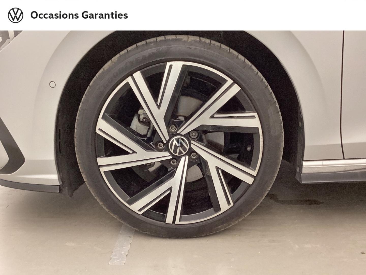 Voitures occasions VOLKSWAGEN GOLF R-Line Nice
