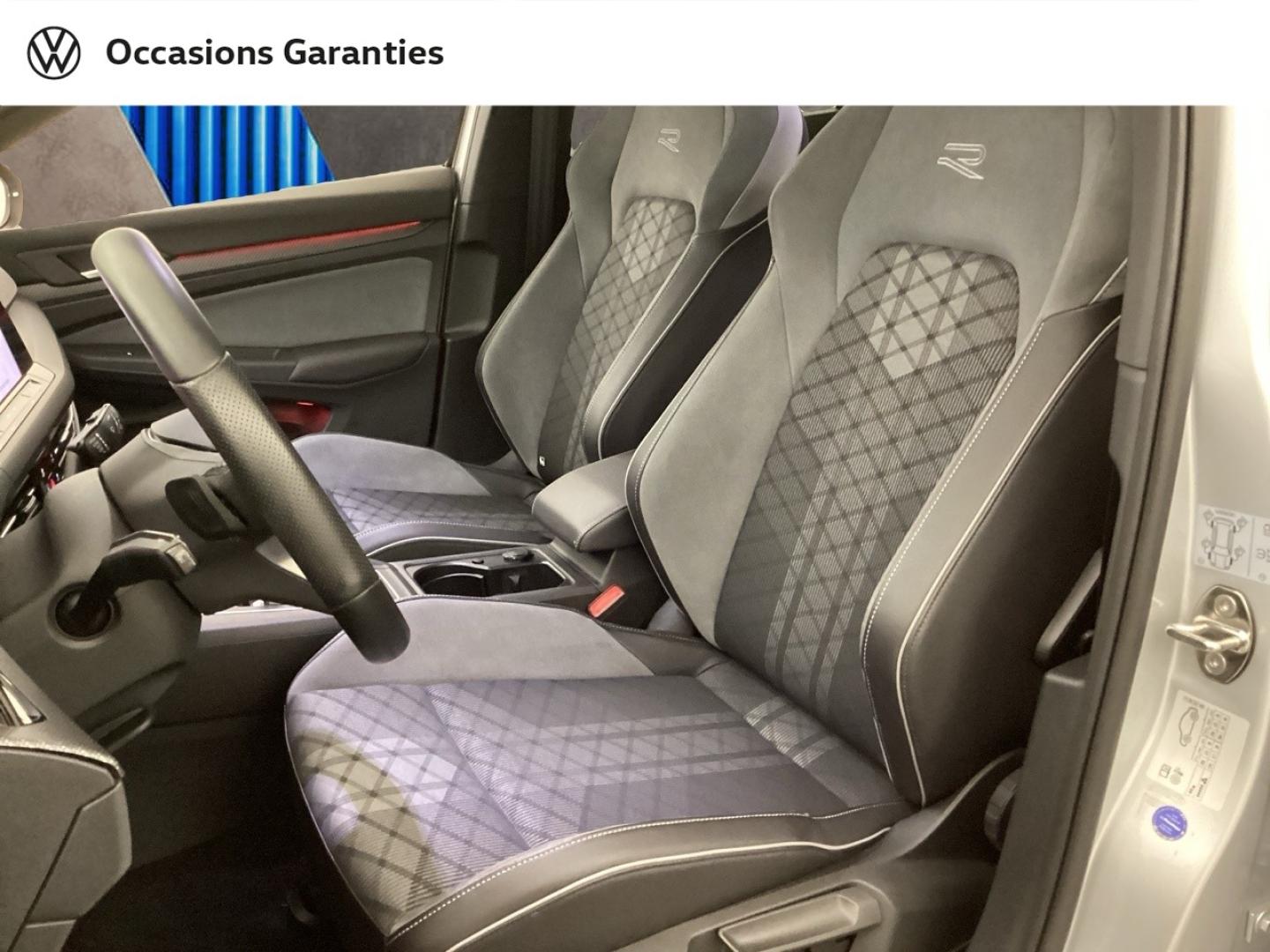 Voitures occasions VOLKSWAGEN GOLF R-Line Mougins