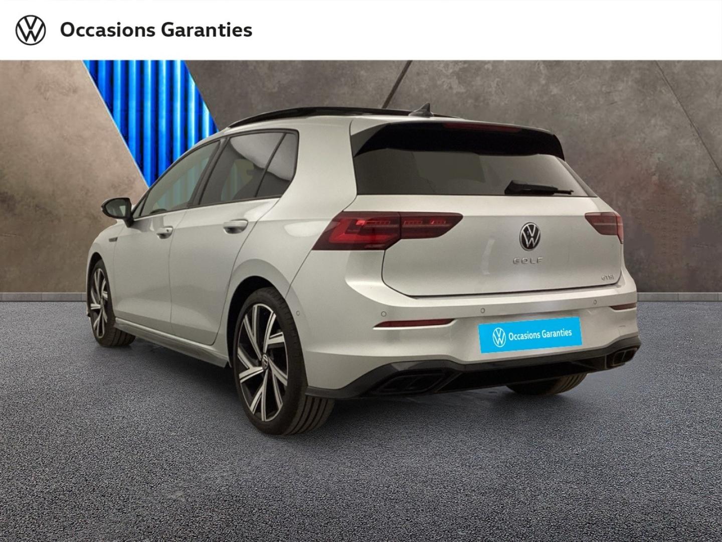 Voitures occasions VOLKSWAGEN GOLF R-Line Nice