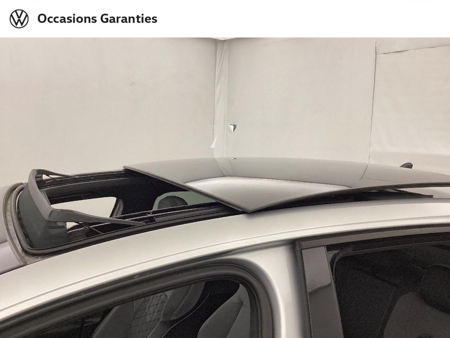 Voitures occasions VOLKSWAGEN GOLF R-Line Nice