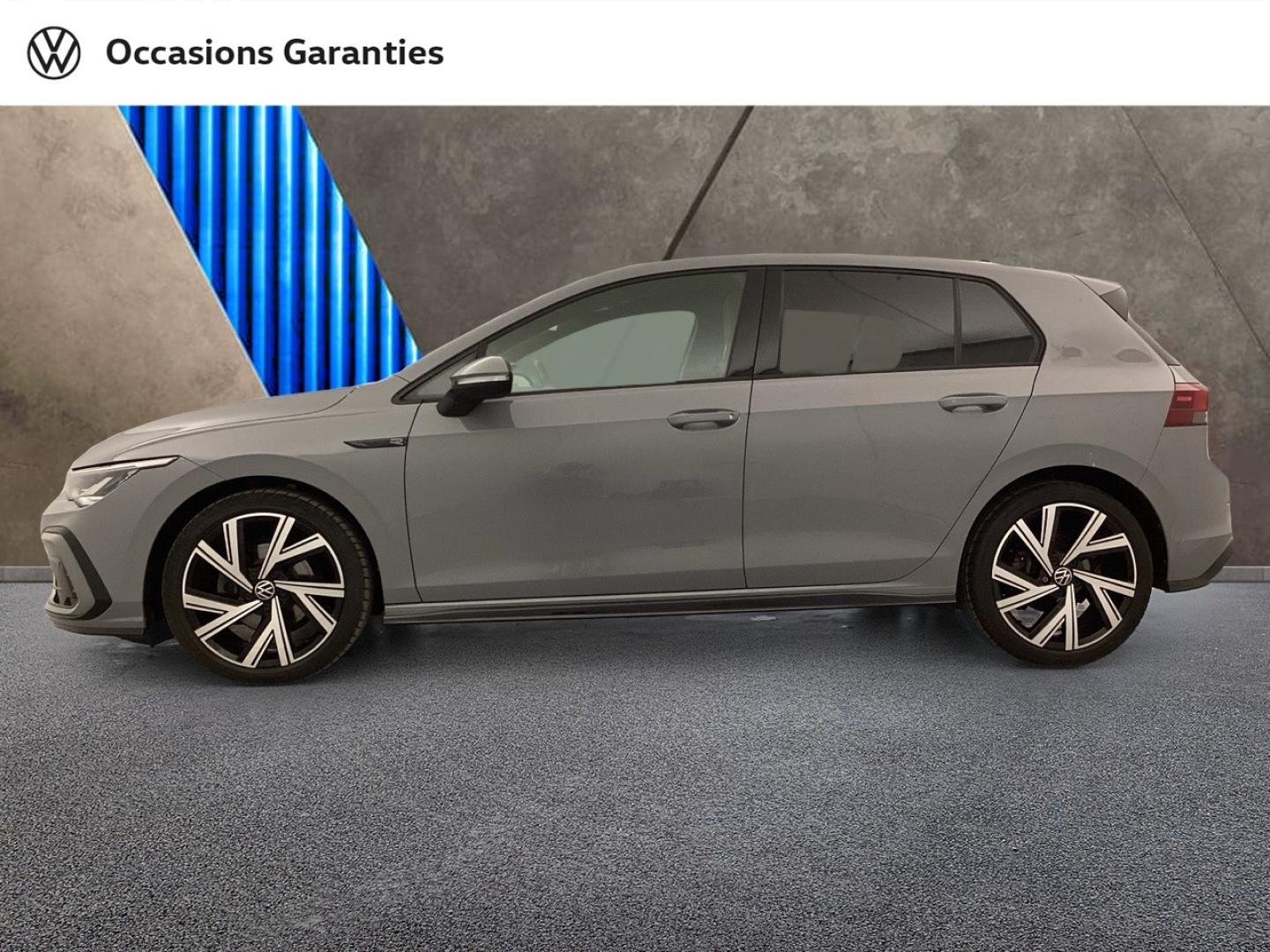 Voitures occasions VOLKSWAGEN GOLF R-Line Mougins