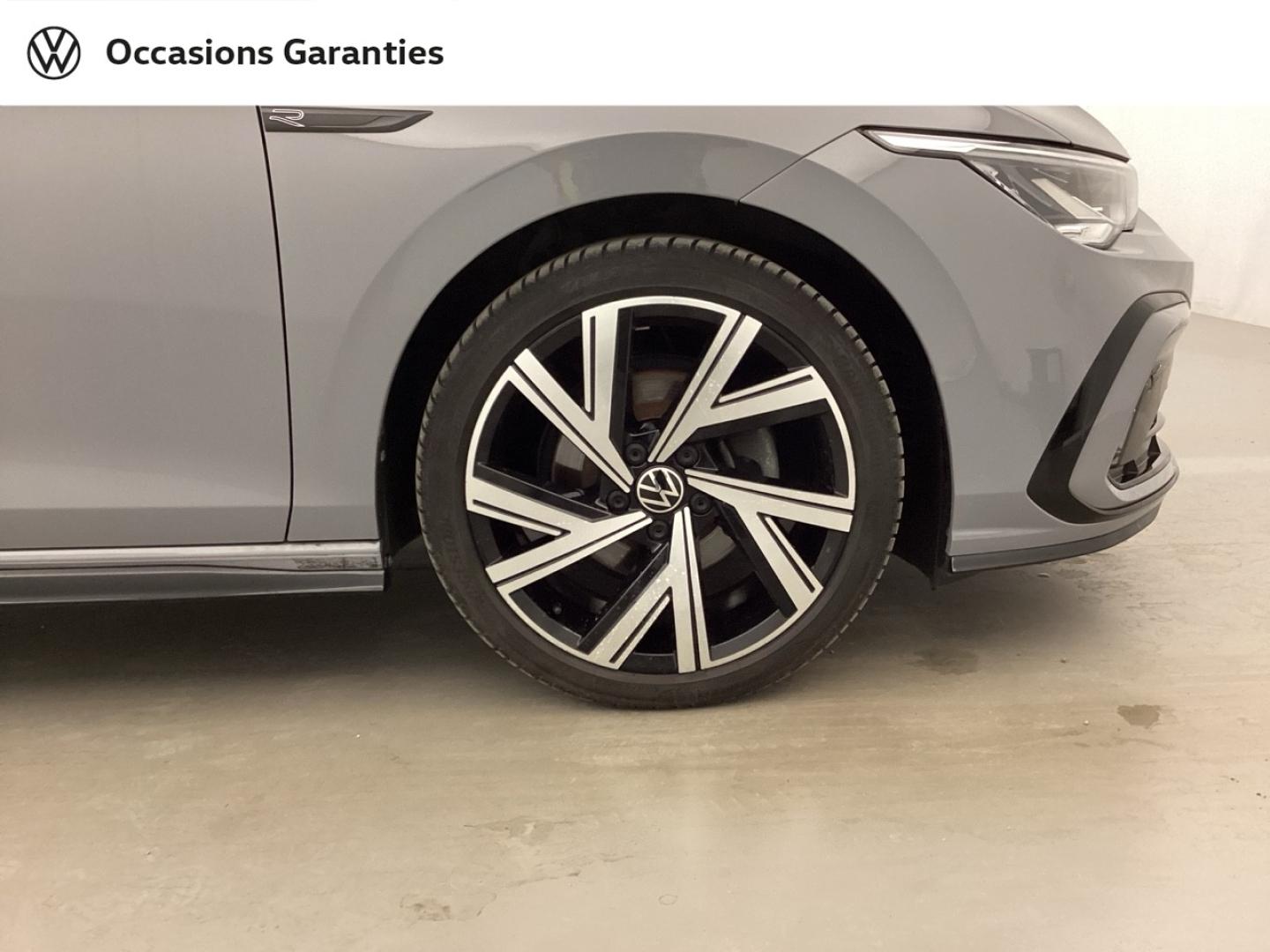 Voitures occasions VOLKSWAGEN GOLF R-Line Mougins