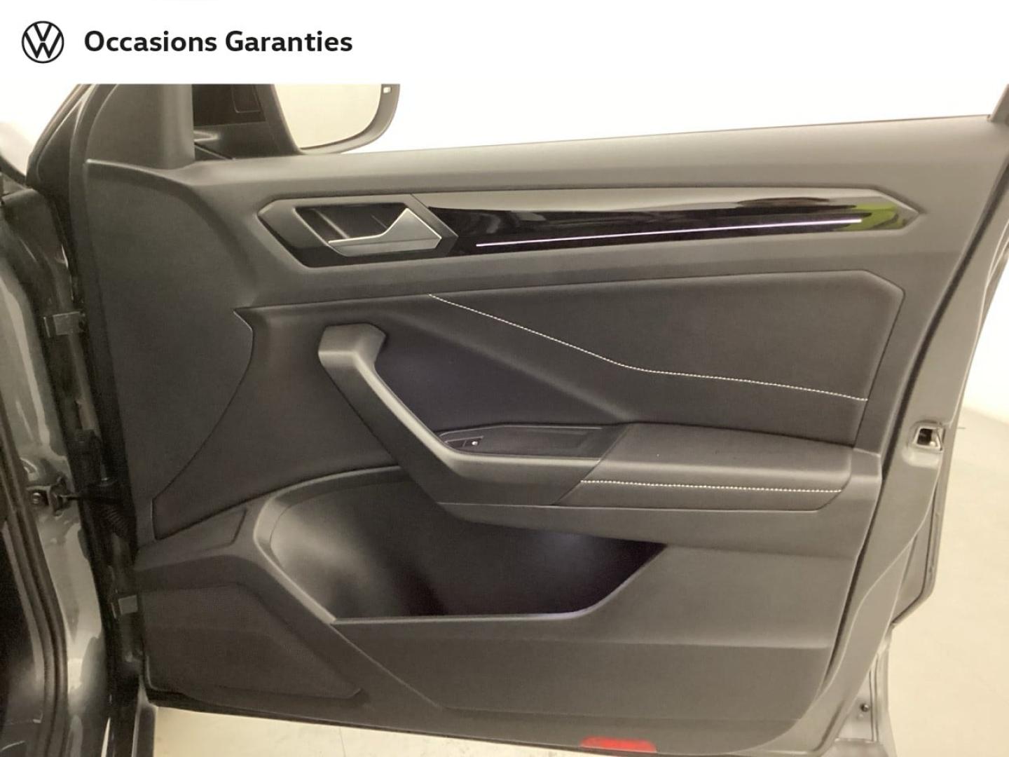 Voitures occasions VOLKSWAGEN T-ROC R-Line Nice