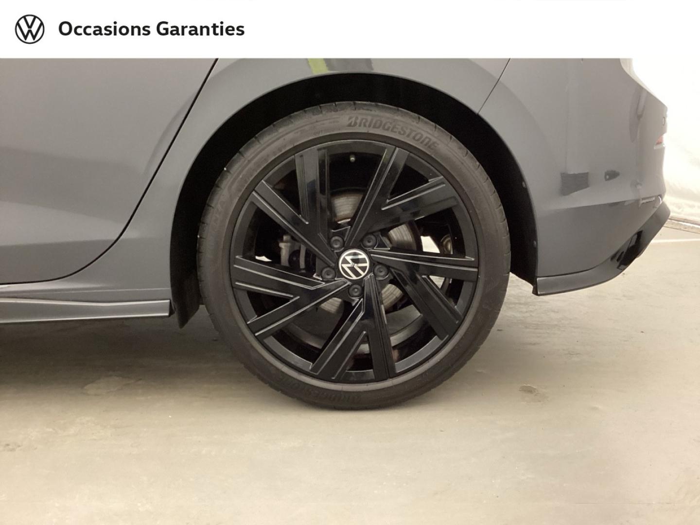 Voitures occasions VOLKSWAGEN GOLF R-Line Nice