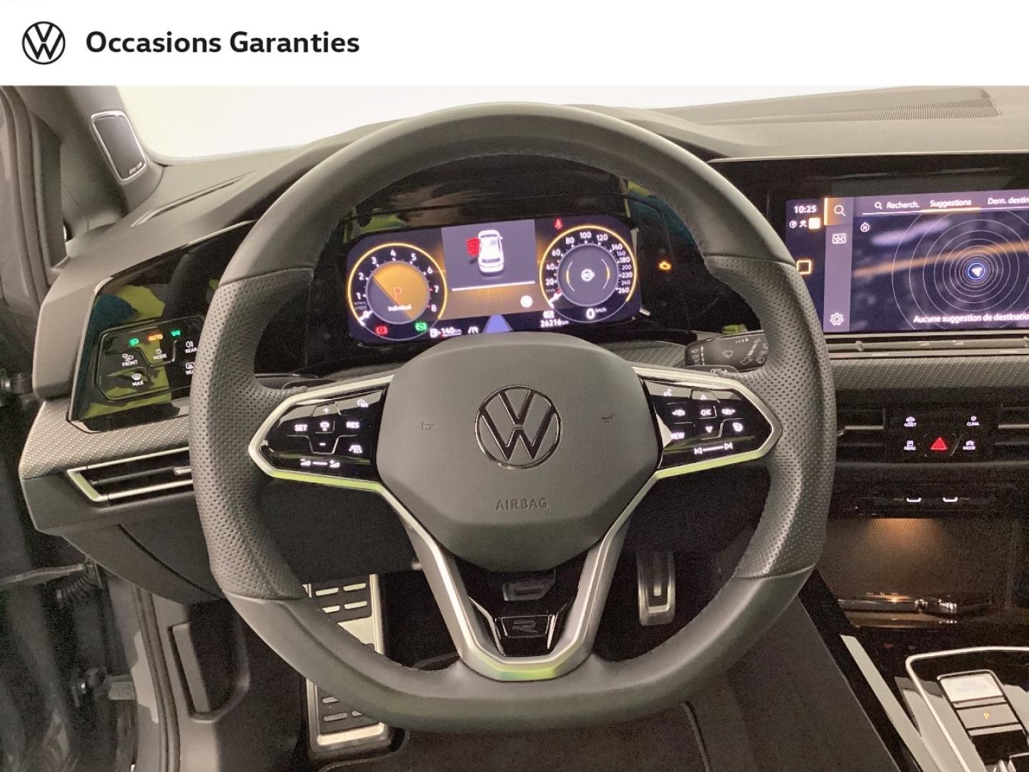 Voitures occasions VOLKSWAGEN GOLF R-Line Mougins