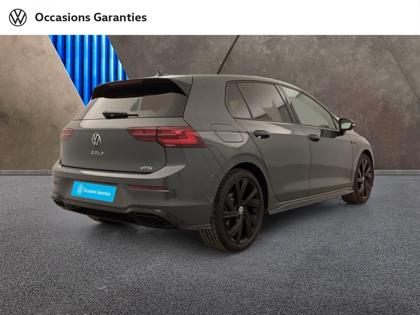Voitures occasions VOLKSWAGEN GOLF R-Line Mougins