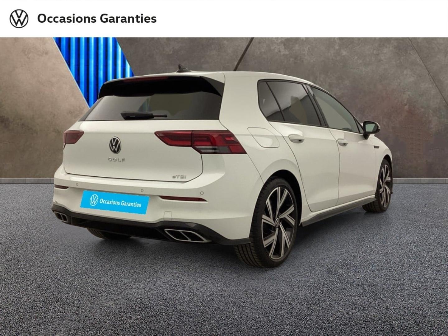 Voitures occasions VOLKSWAGEN GOLF R-Line Mougins