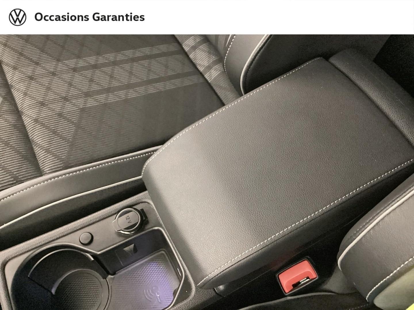 Voitures occasions VOLKSWAGEN GOLF R-Line Mougins