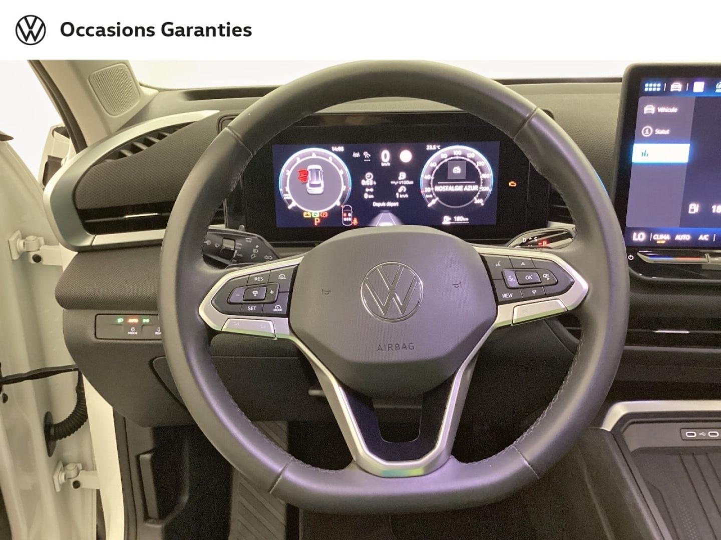 Voitures occasions VOLKSWAGEN T-ROC Life Nice
