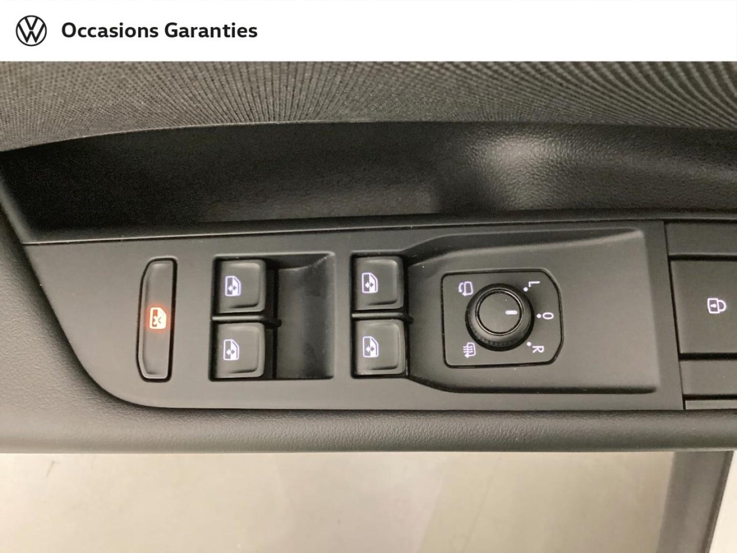 Voitures occasions VOLKSWAGEN T-ROC Life Nice