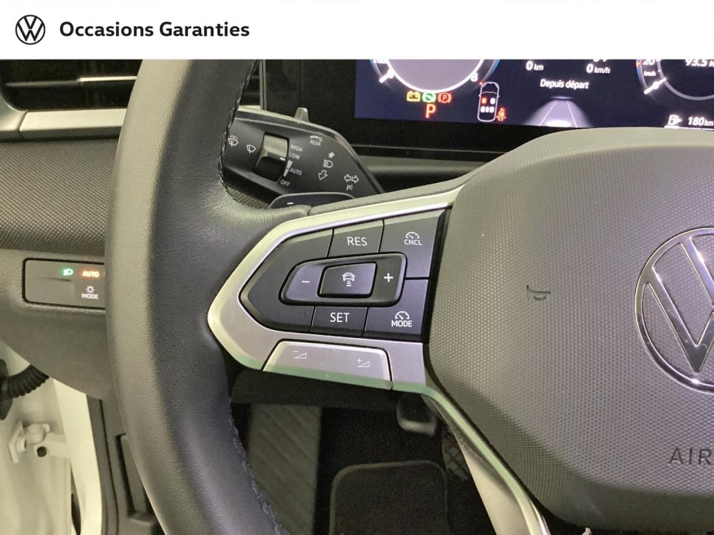 Voitures occasions VOLKSWAGEN T-ROC Life Nice