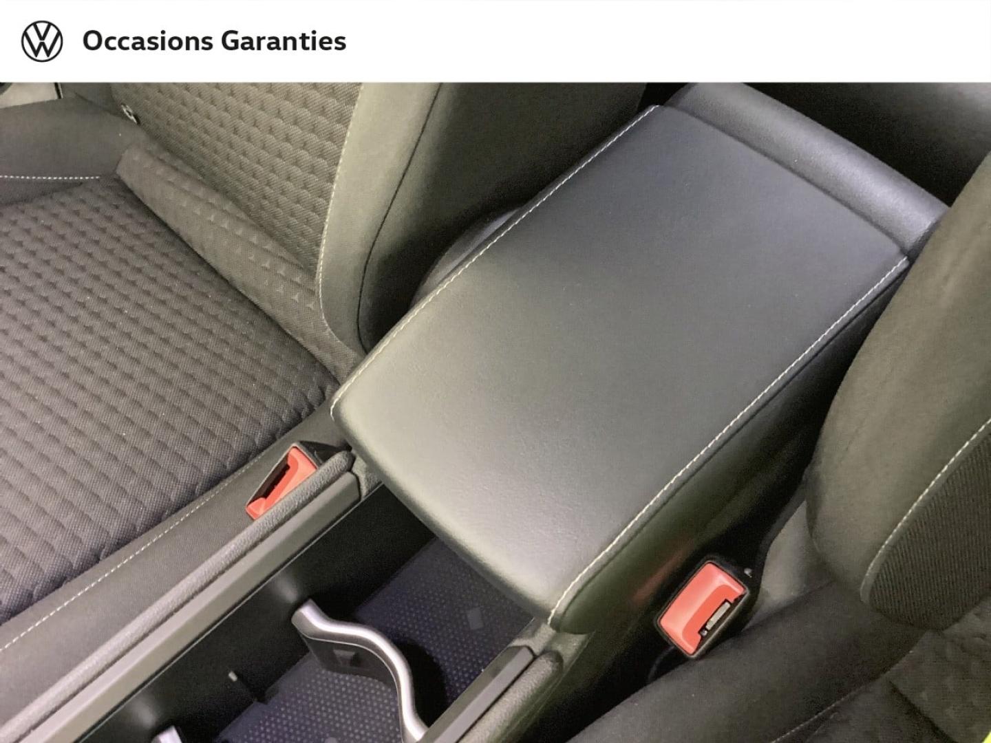 Voitures occasions VOLKSWAGEN T-ROC Life Nice