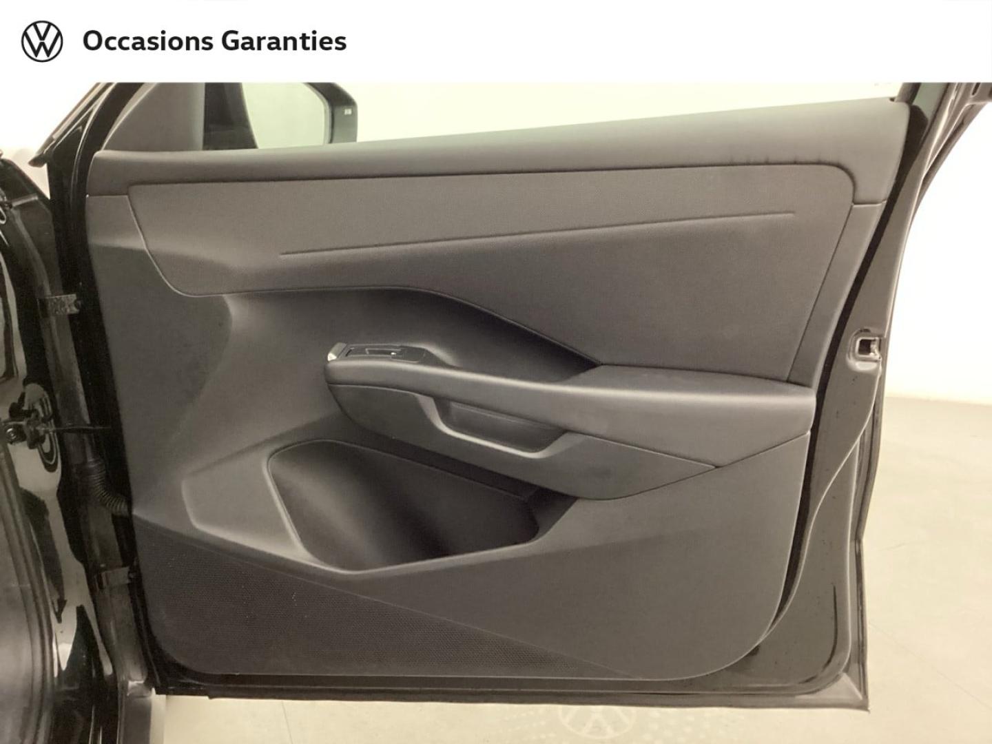 Voitures occasions VOLKSWAGEN T-ROC Life Nice