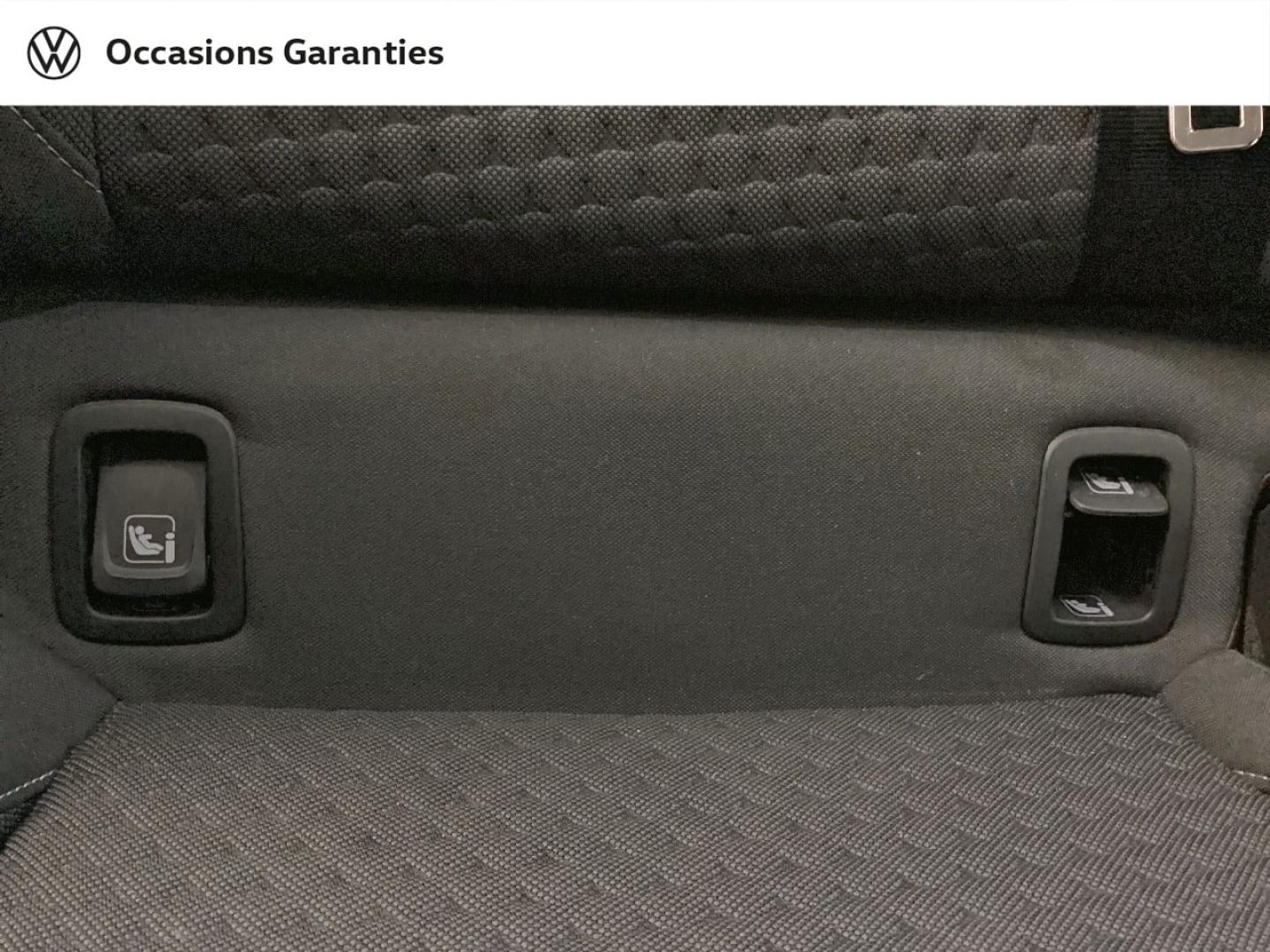Voitures occasions VOLKSWAGEN T-ROC Life Nice