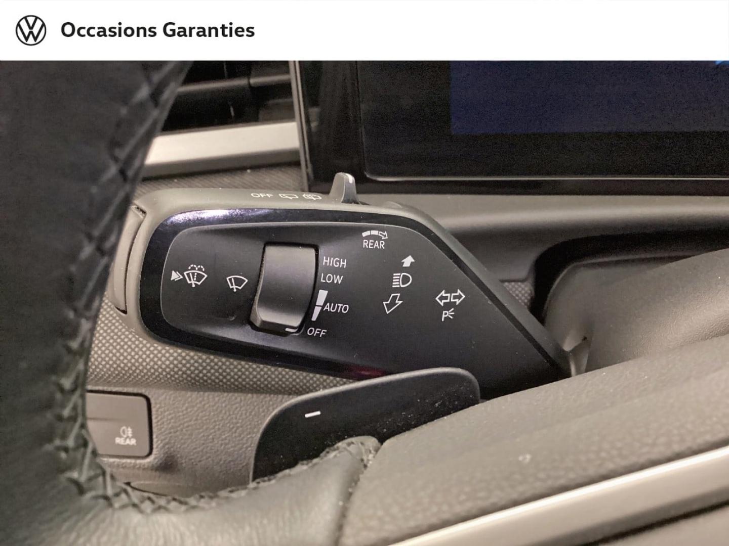 Voitures occasions VOLKSWAGEN T-ROC Life Nice