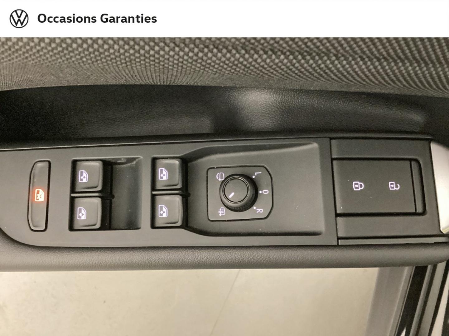 Voitures occasions VOLKSWAGEN T-ROC Life Nice