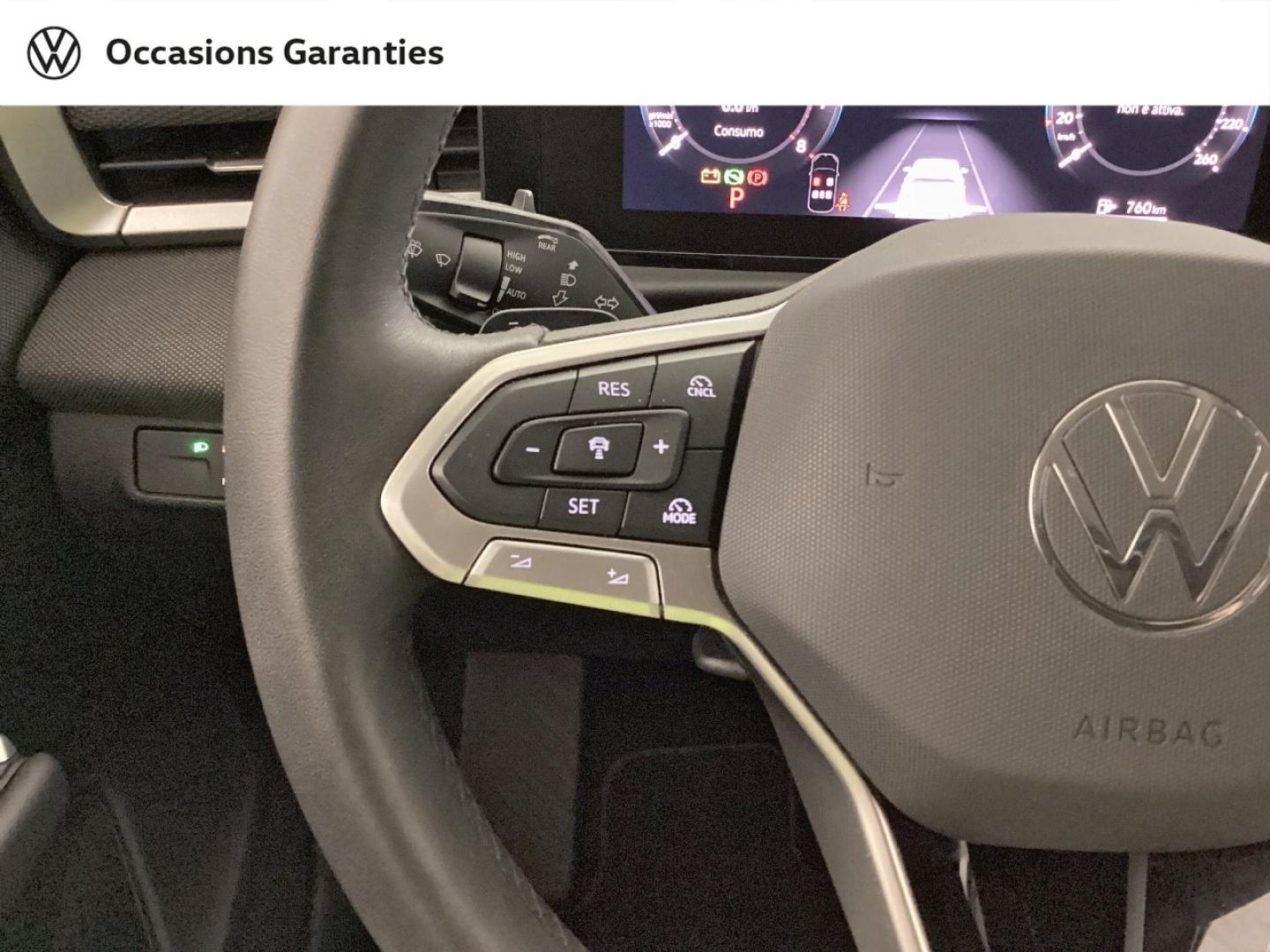 Voitures occasions VOLKSWAGEN T-ROC Life Nice