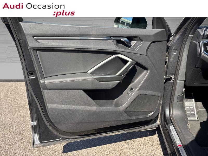 Voitures occasions Audi Q3 S line Mougins
