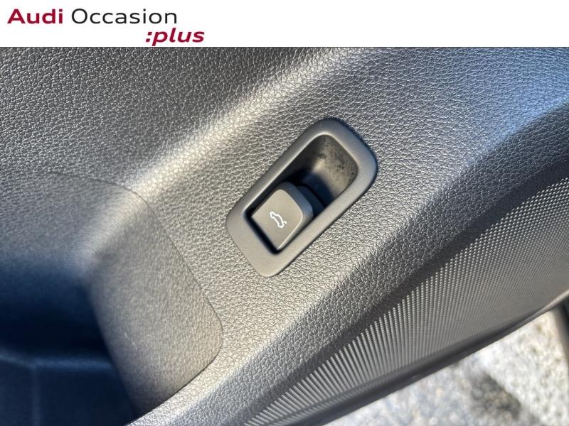 Voitures occasions Audi Q2 S line Mougins