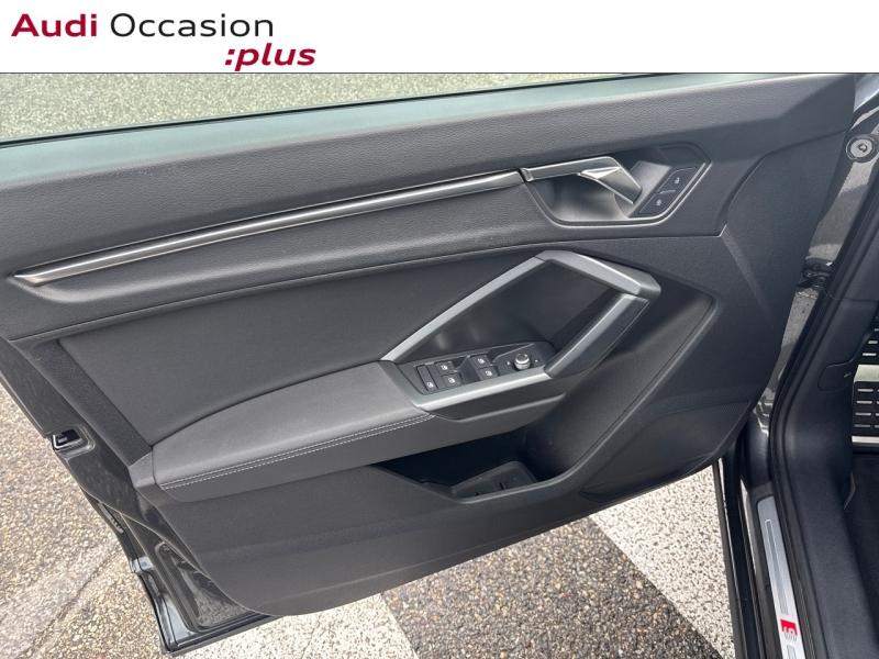 Voitures occasions Audi Q3 S line Mougins