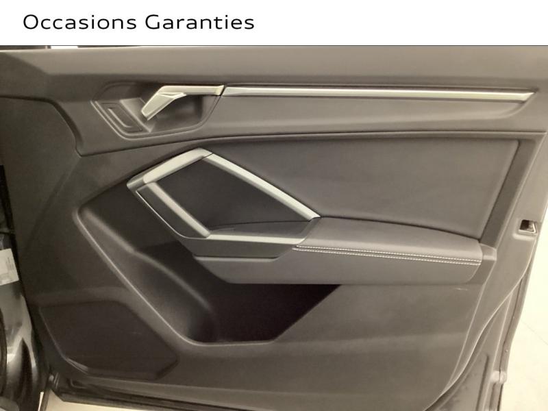 Voitures occasions Audi Q3 S line Mougins