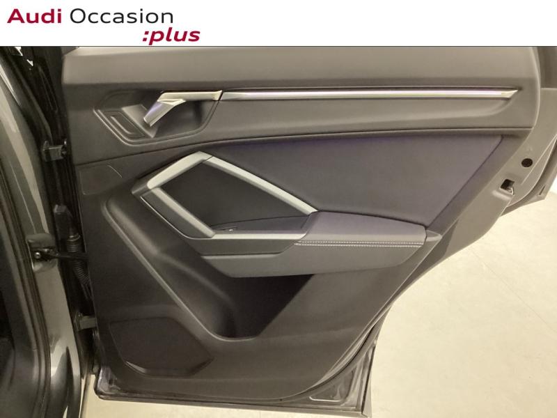 Voitures occasions Audi Q3 S line Mougins