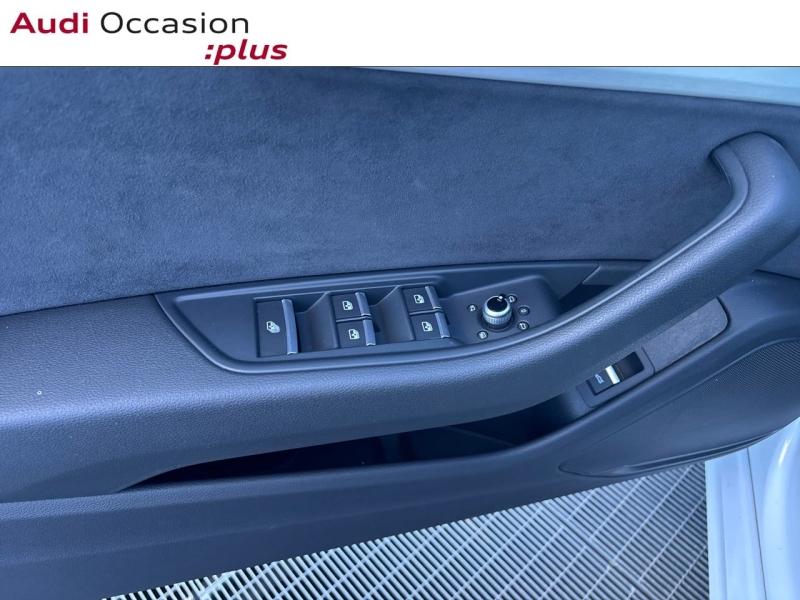 Voitures occasions Audi A5 Cabriolet S line Mougins