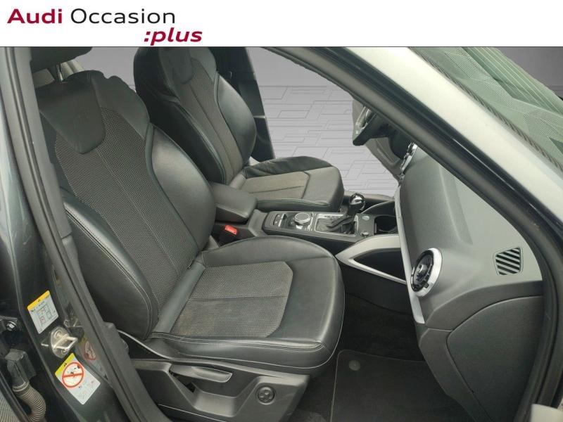 Voitures occasions Audi Q2 S line Mougins