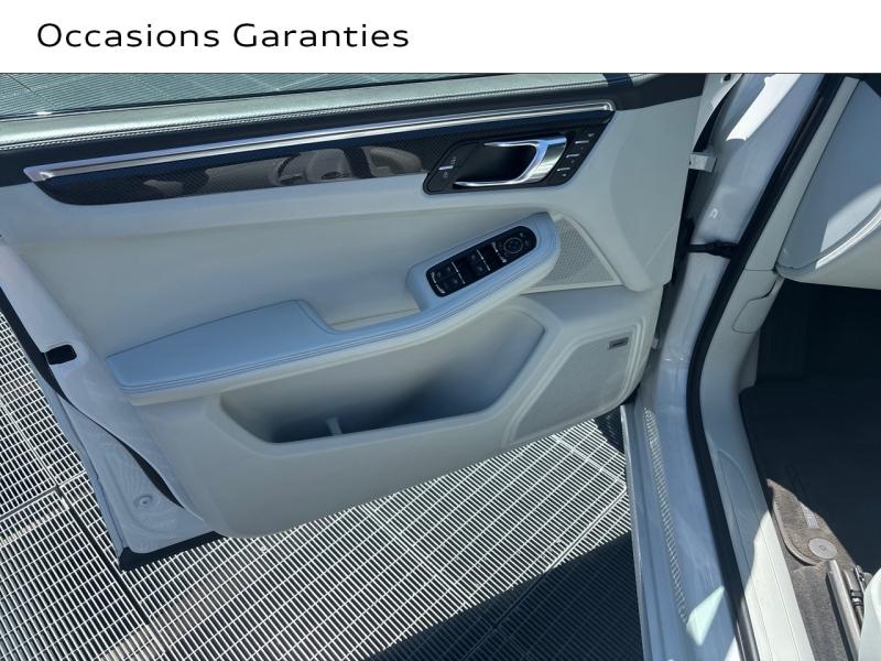 Voitures occasions PORSCHE MACAN Base Mougins