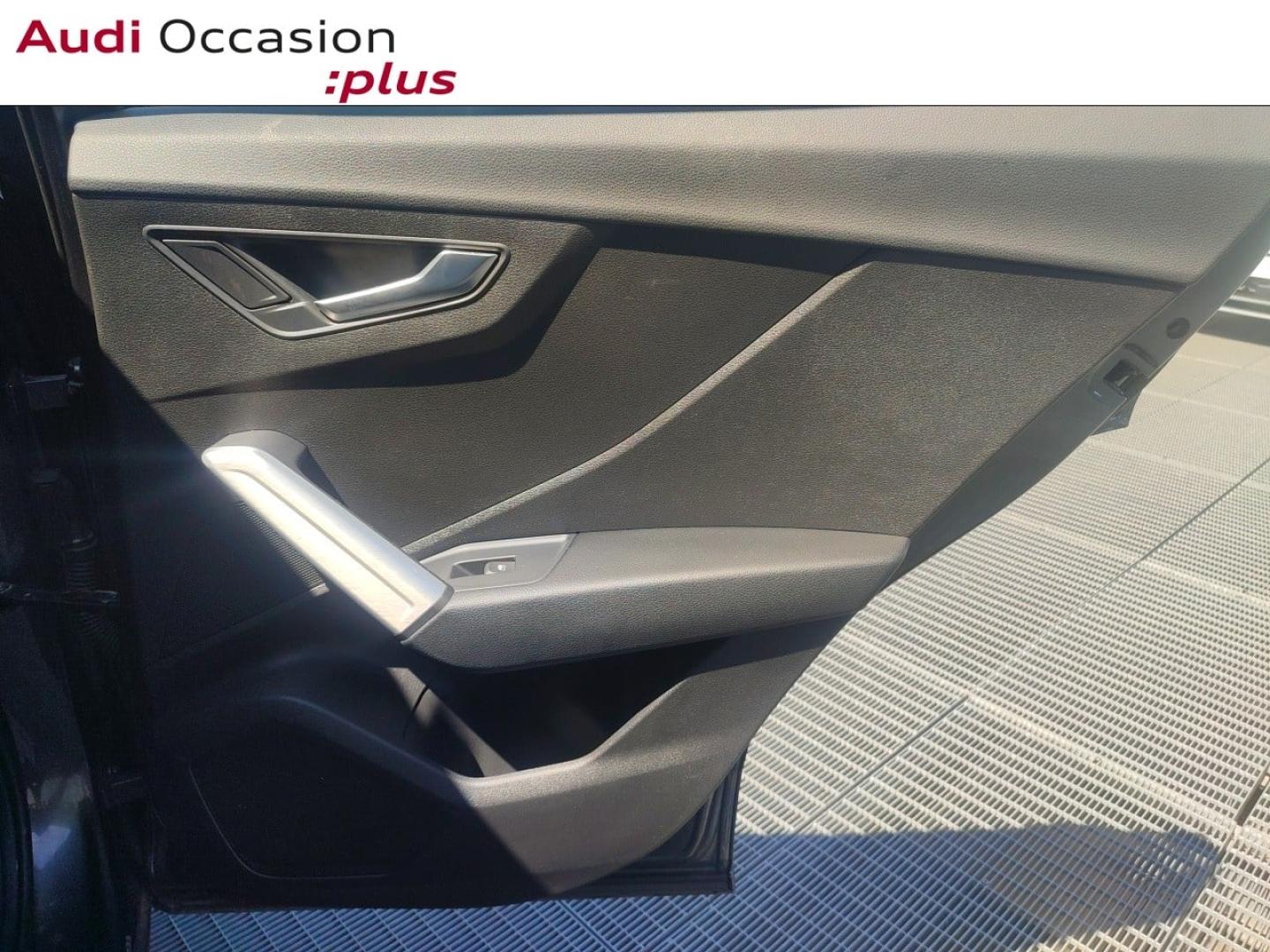Voitures occasions Audi Q2 S line Mougins