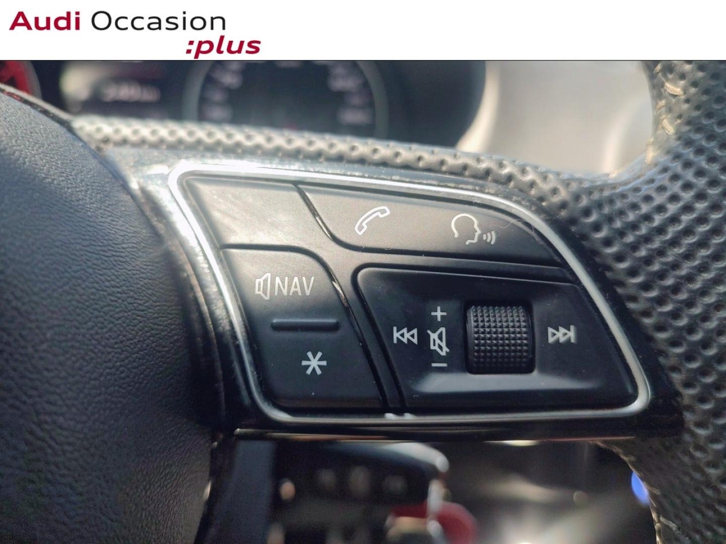 Voitures occasions Audi Q2 S line Mougins
