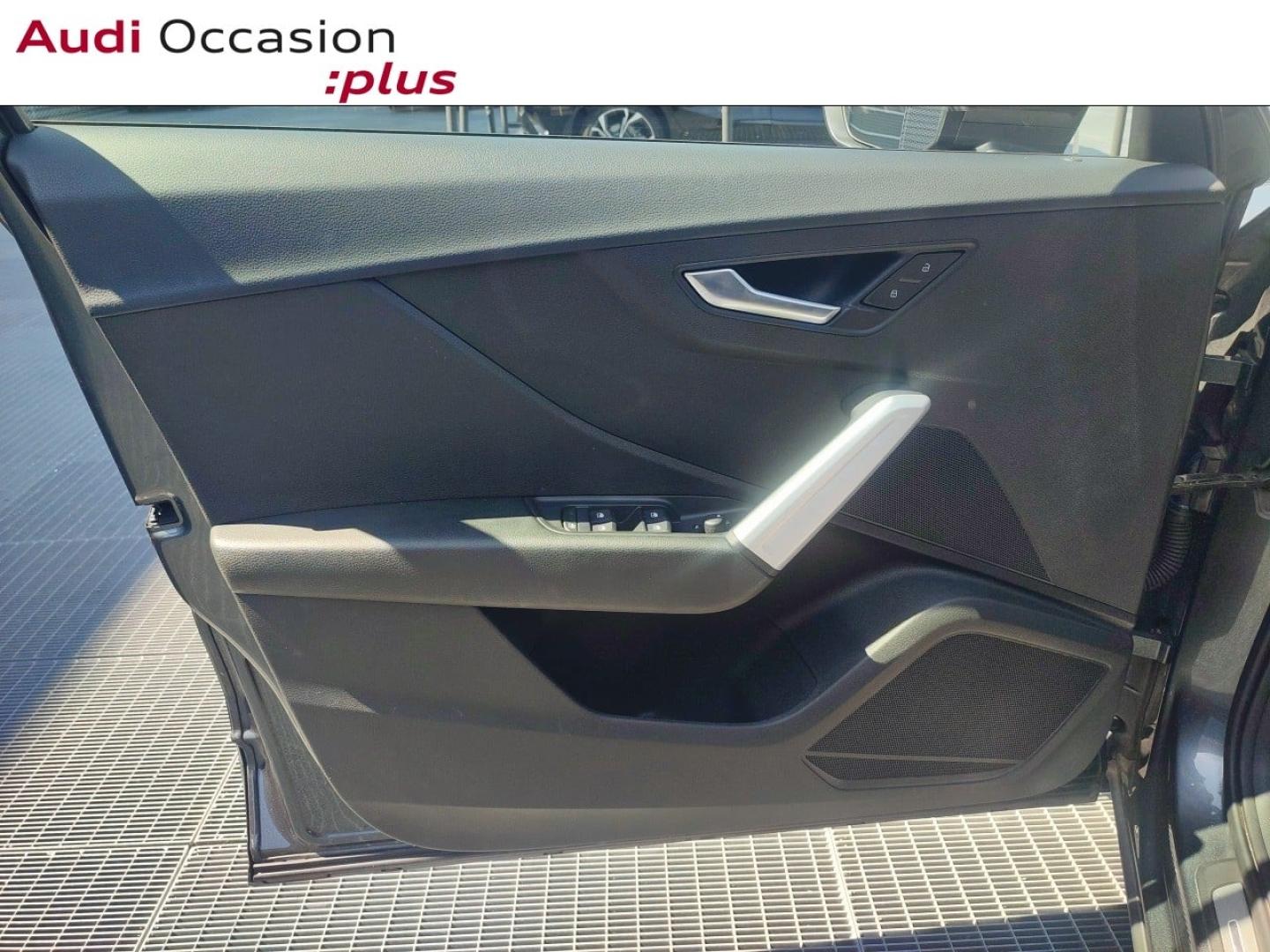 Voitures occasions Audi Q2 S line Mougins