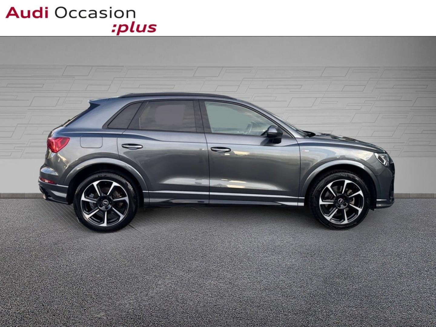 Voitures occasions Audi Q3 S line Mougins