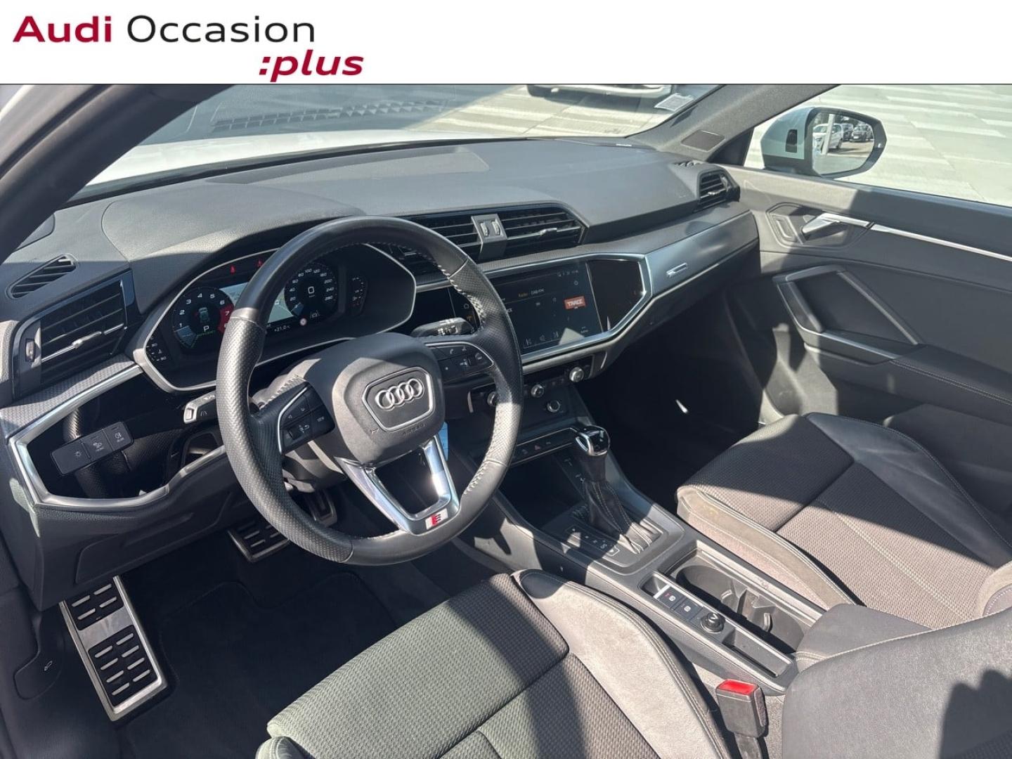Voitures occasions Audi Q3 S line Mougins