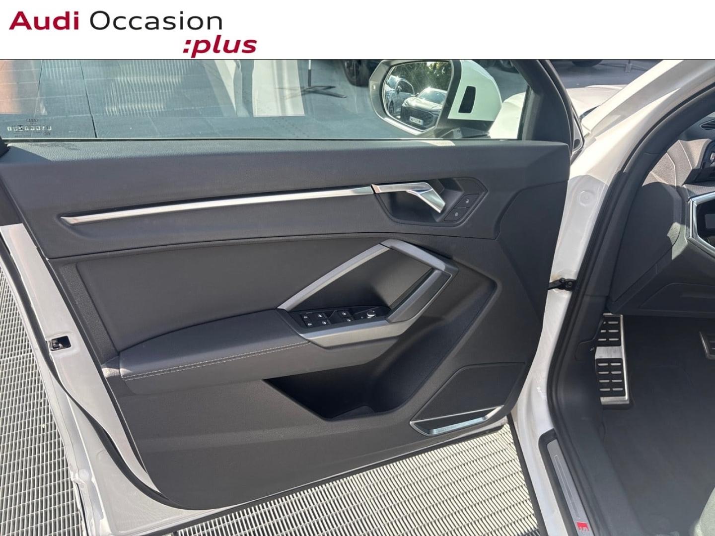 Voitures occasions Audi Q3 S line Mougins
