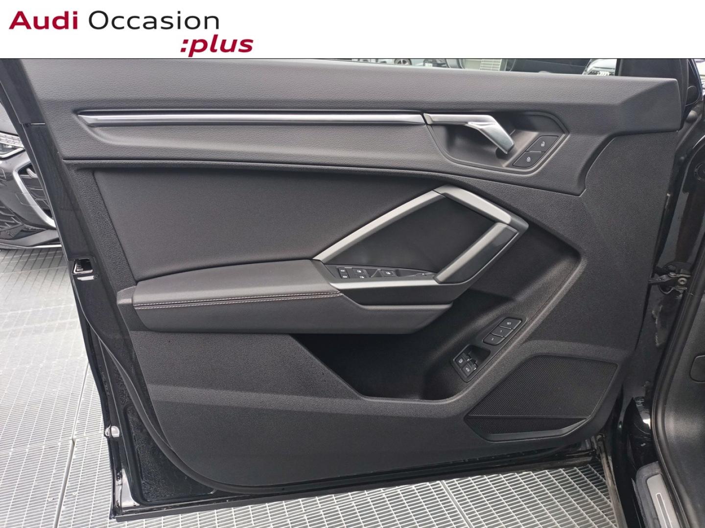 Voitures occasions Audi Q3 S line Mougins