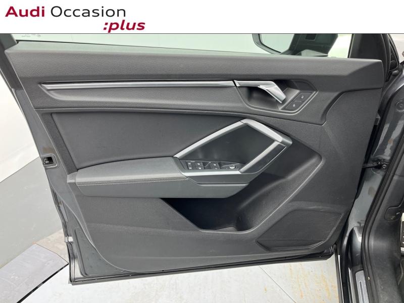 Voitures occasions Audi Q3 S line Orvault