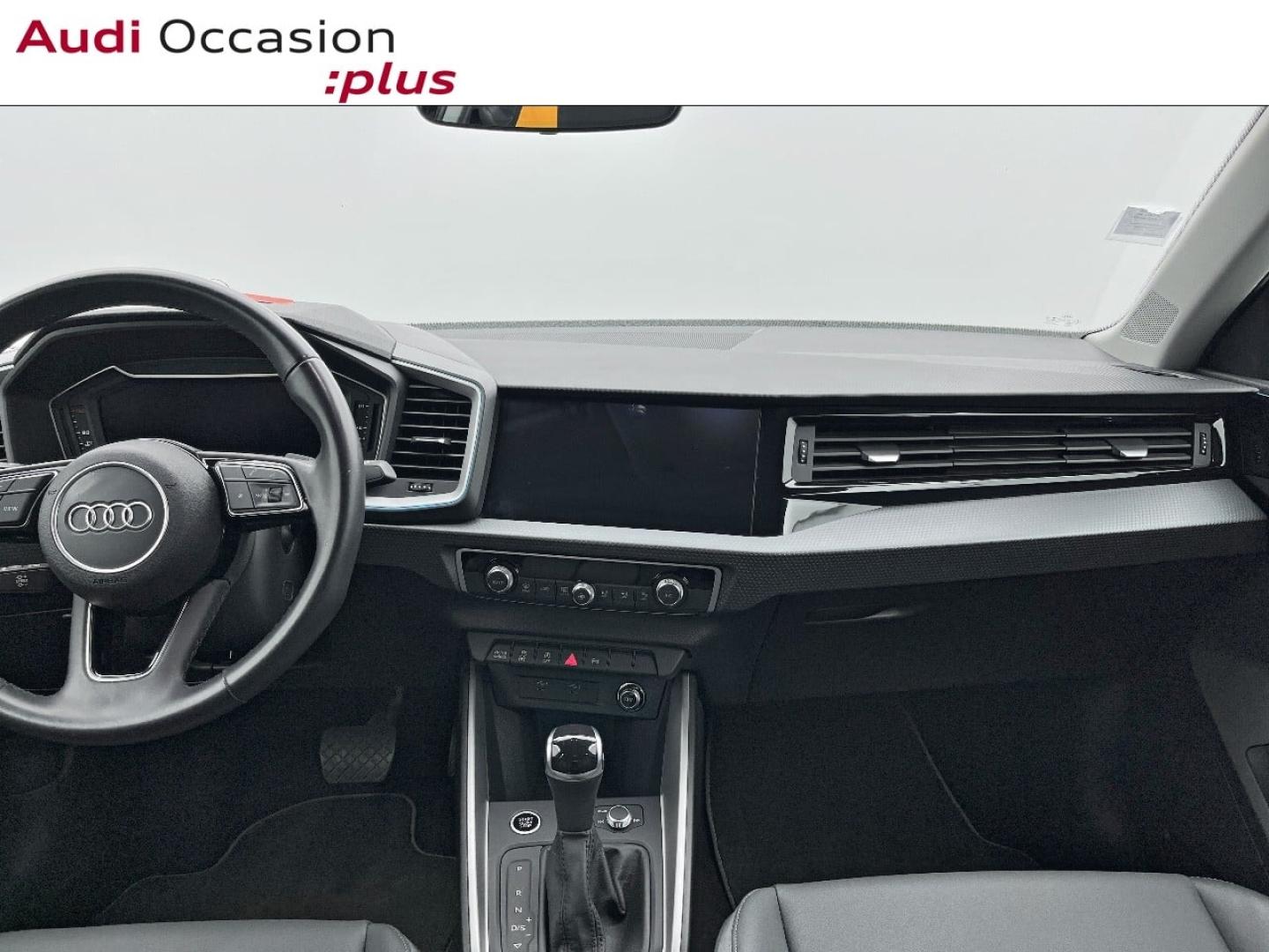 Voitures occasions Audi A1 Sportback Design luxe Rezé