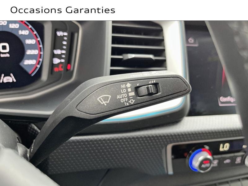 Voitures occasions Audi A1 Sportback Design luxe Rezé