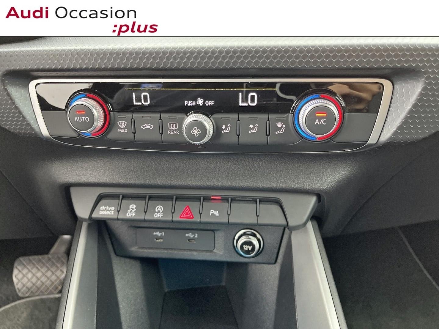 Voitures occasions Audi A1 Sportback Design luxe Rezé